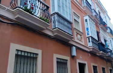 Estreno centro y playa Cádiz - Photo 33