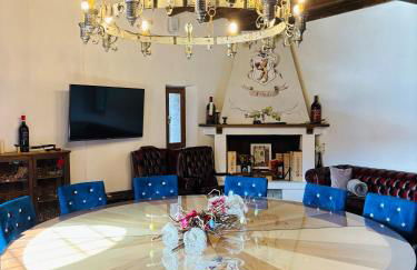 FOPPOLI CASTLE, PRIVATE 11th CENTURY FORTRESS WITH PANORAMIC VIEW, SAUNA AND HOT TUB OVERLOOKING THE VALTELLINA - Foto 14