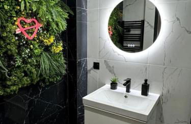 Love Room, Luna Spa APRÈS-MIDI 13h à 18h, créneau de 5h seulement et non une nuitée - Foto 9