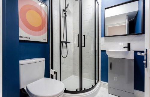 Ashton Getaway Sleeps 14 Free Parking - Foto 21