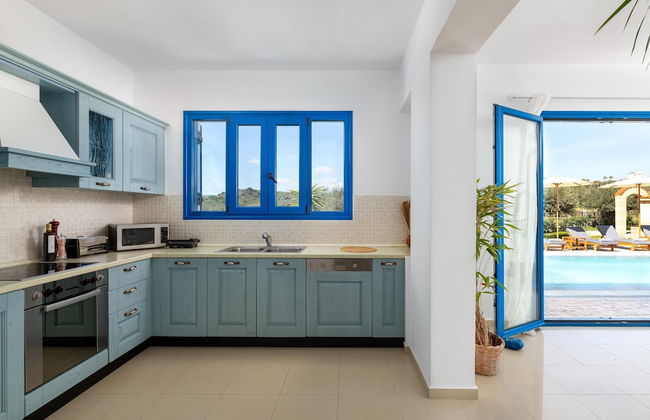 Blue Moon Villa - Photo 7