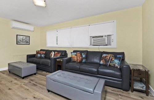 Sandy Feet Retreat -- Lakefront Retreat With Sand Volleyball Court! - Foto 17