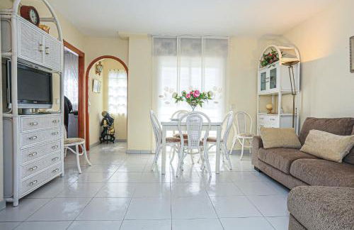 LTIORAL COSTA DORADA - CASA MERCURI Only families - Photo 9