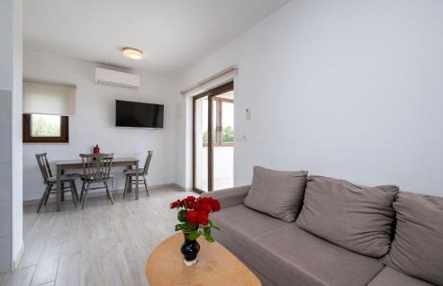 Amazing Home In Golas With Wifi - Foto 18
