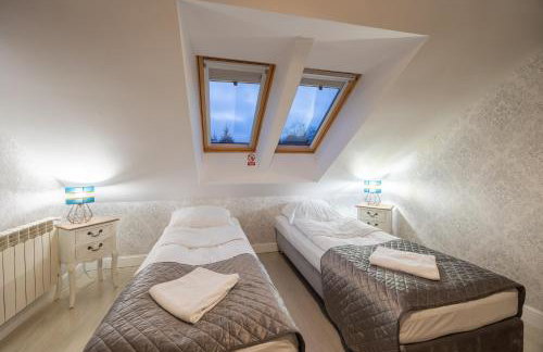 Dworek Kurowski - Foto 8