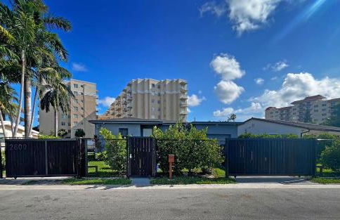 Luxury RiverFront By Renzzi - Photo 9