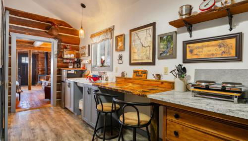 Quiet Log Cabin • Gazebo • Near River & Trails - Foto 4