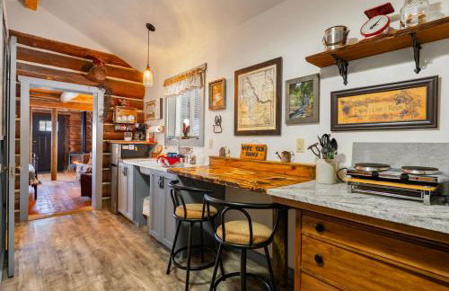 Quiet Log Cabin • Gazebo • Near River & Trails - Foto 4