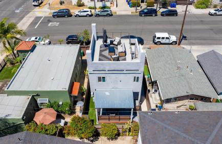 Modern Urban Escape Rooftop & Walkable Fun - Foto 23