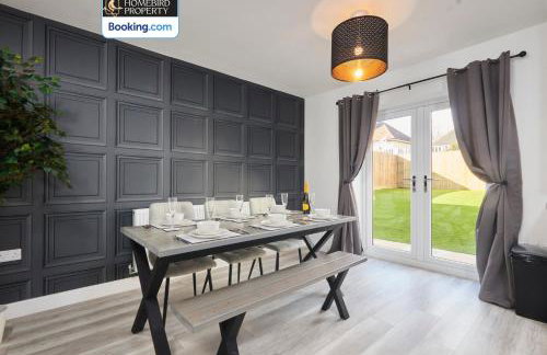 Spacious 4BDR House By Homebird Property Management Short Lets & Serviced Accommodation Leeds With Private Parking & Garden - Foto 32