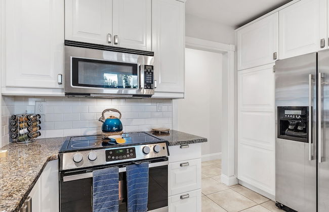 Kadima Kottage 2 Bedroom Home by RedAwning - Photo 9