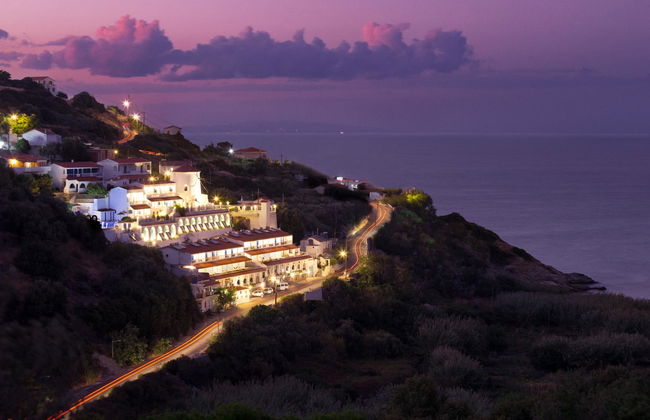 Kerame Hotel & Studios - Foto 3