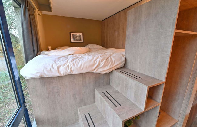 Modern Apartment With Terrace - Photo 2