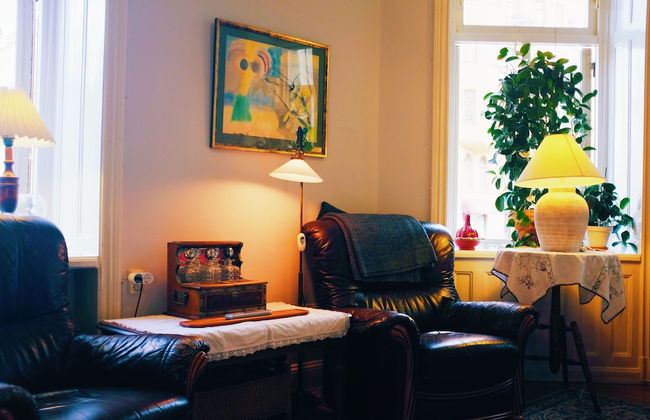 Beautiful, Artistic, Heirloom Apartment - Foto 13