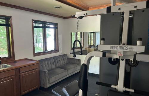 Saratoga Lake Boathouse Retreat - Photo 25