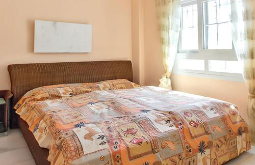 Elegant Villa in Nuevo Portil with Shared Pool - Foto 10