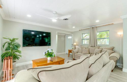 Peaceful Family Home with Patio in North Port! - Foto 3