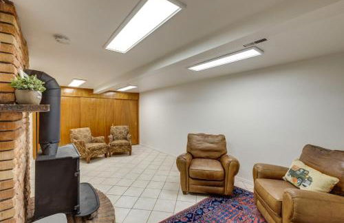 Burley Home with Playground - 1 Mi to Golf Course! - Foto 23