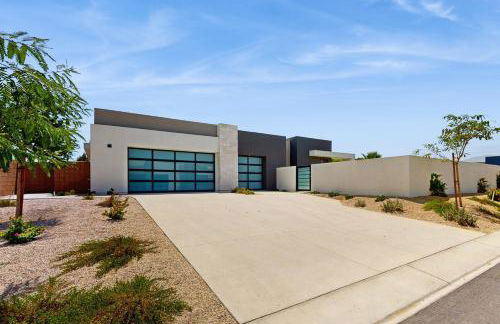 Stunning Modern Home with Mountain Views and Private Pool, Spa and Grill Dog ok - Foto 42