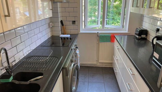 London Apartment - Sleeps 3-city Escape- Balcony - Foto 4, Cucina privata