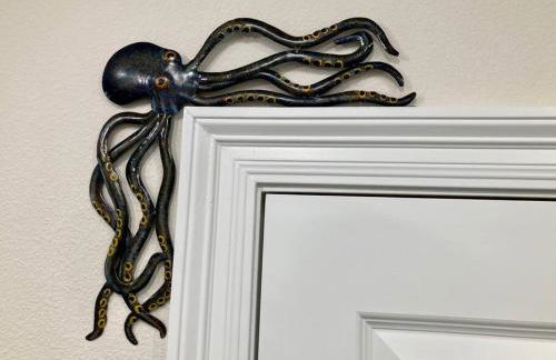 Downtown, Bay Views, Fish Market, and Blue Angels! - Foto 20