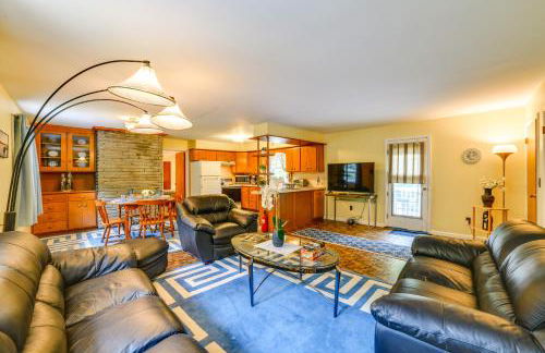 Serene Duplex with On-Site Brook in Callicoon Center - Foto 2