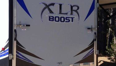 RV11 XLR - 27' Family Toy Hauler - Sleeps 6 - Foto 4