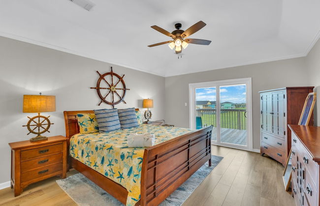 Backyard Oasis Hot Tub and 2 Shaded Decks - Foto 43