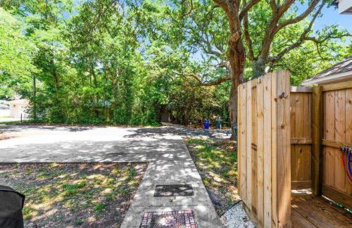 Beach Lovin/sleeps 10/2 blocks to beach/pets ok - Foto 22