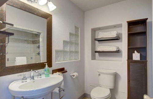 Picturesque Pueblo at Palmer Lake Sleeps 14 - Foto 28