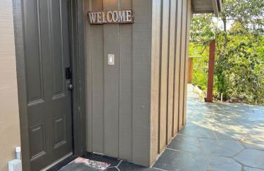 The Midtown Cottage- w/ Private Entrance and Views - Foto 11