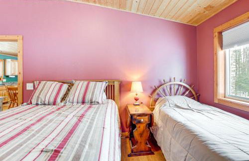 Private Dock, BBQ Ready Lakefront Fifield Home! - Foto 23