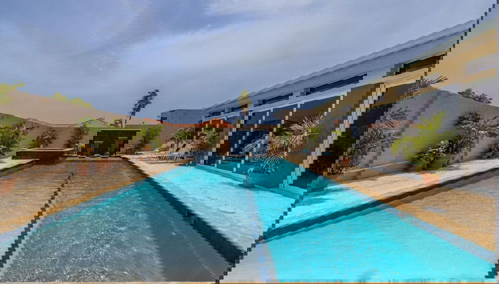 Villa Blue Topaz - Oasis With Pool Hot tub Sauna - Foto 1, Habitación