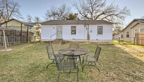 Home 2 Mi to Dtwn Temple! Bring Your Pets - Foto 2