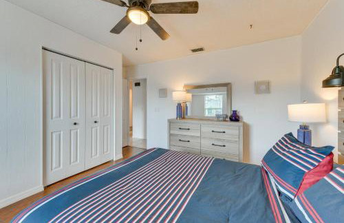 Family Friendly! Games! Waterfront North Port Home - Foto 22