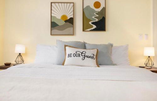 Walk to State Street - Remodeled Home - Foto 23