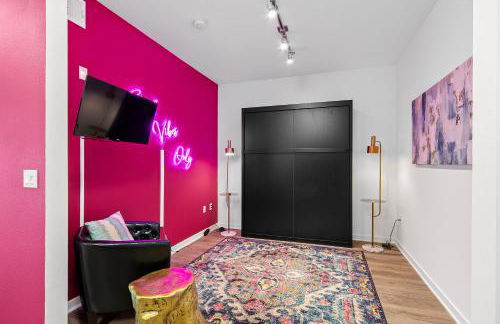 Fairfax District Chic City Oasis 2 BR Apt with Den 136 - Foto 7