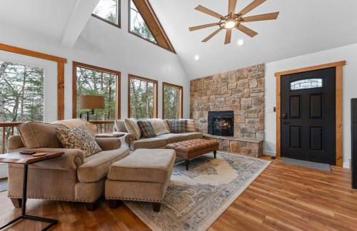 Remodeled Lakefront Cabin, shuffleboard, Starlink - Foto 21