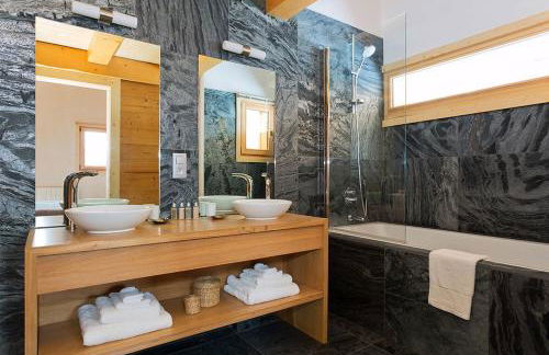 Chalet Isabelle Mountain lodge 5 star 5 bedroom en suite sauna jacuzzi - Photo 33