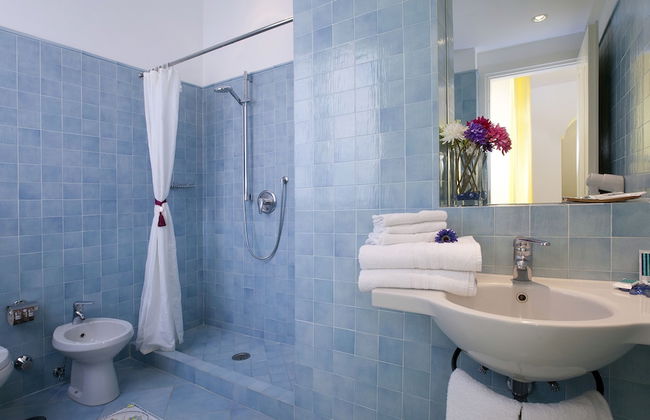 Sorrento Apartments ONE - Photo 30