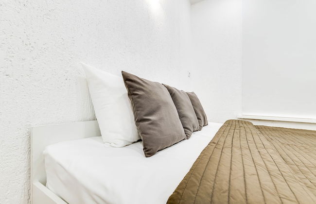 Travelto Narvskaya - Photo 37