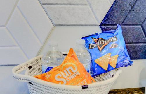 The Moose #8 - Modern Luxe Loft with King Bed & Free Parking & Wifi - Foto 38