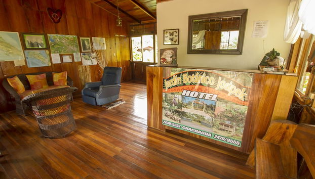 Mostrador de check-in y check-out