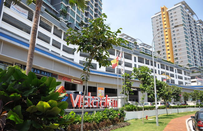 Lawang Suite Apartment With Balcony - Photo 57