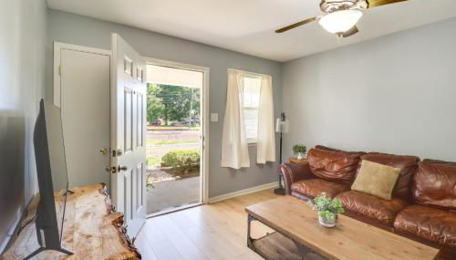 Walk to Eats and Entertainment Home in Brookhaven - Foto 4