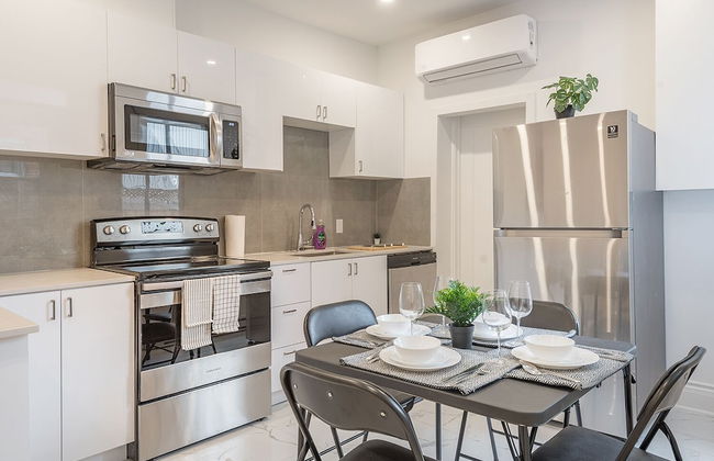 Beautiful Private Bedroom in Mile-End - Foto 33