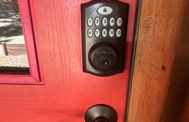 Apple Valley Cabin - Photo 3