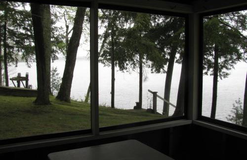 Lakefront! Twin Birch Resort - The Green Laker - Foto 17