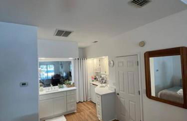 Beautiful Newly Remodeled Mini Suite at Sea Trail Resort - Foto 5