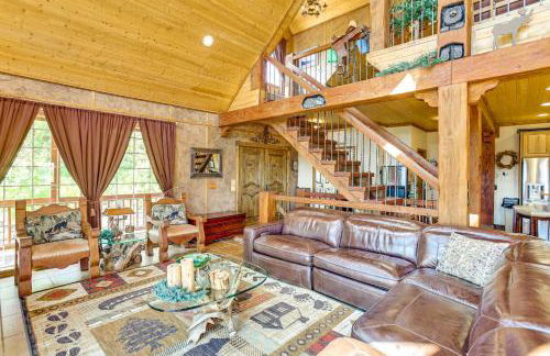 Fish Haven Cabin with Game Room, Views and Deck! - Foto 5
